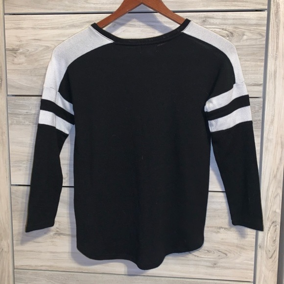 Old navy sweater - Picture 3 of 3